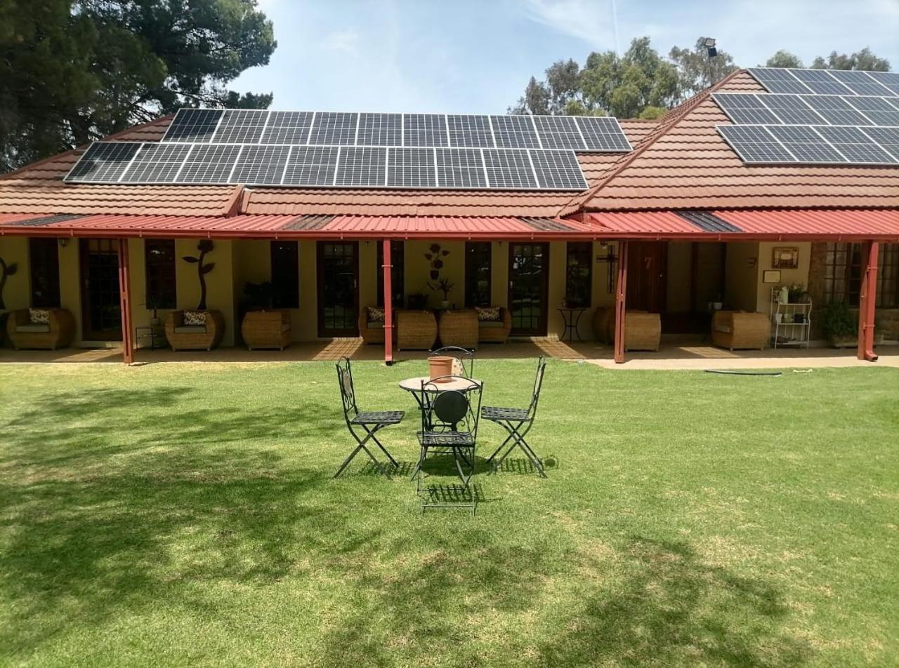 A Cherry Lane Self Catering And B&B Bloemfontein Zewnętrze zdjęcie