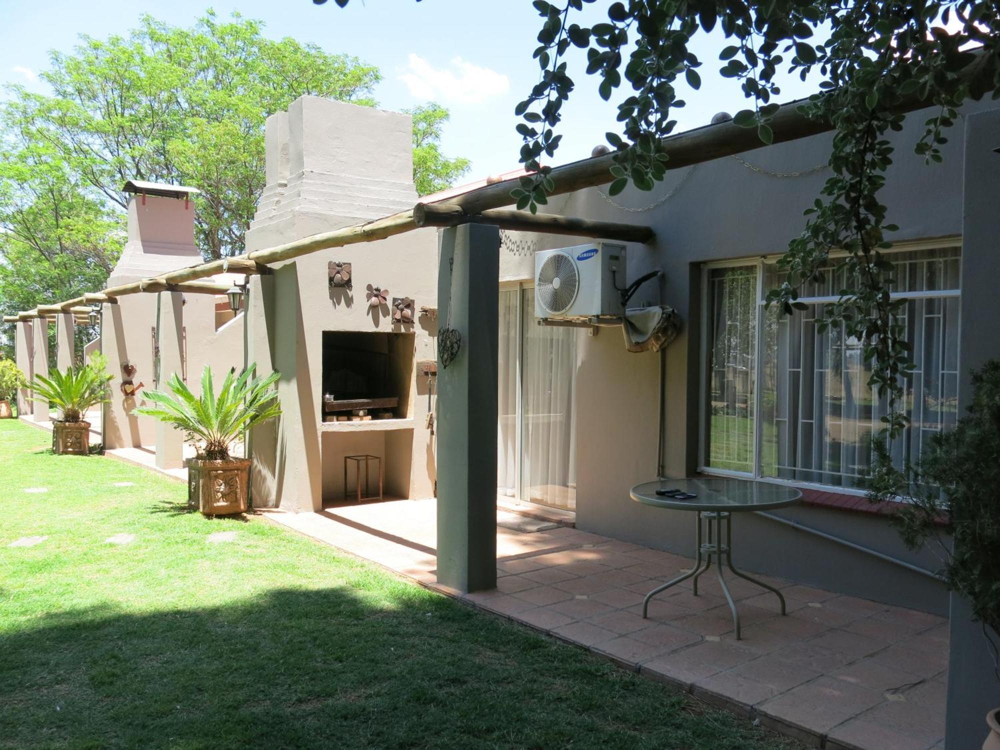 A Cherry Lane Self Catering And B&B Bloemfontein Zewnętrze zdjęcie