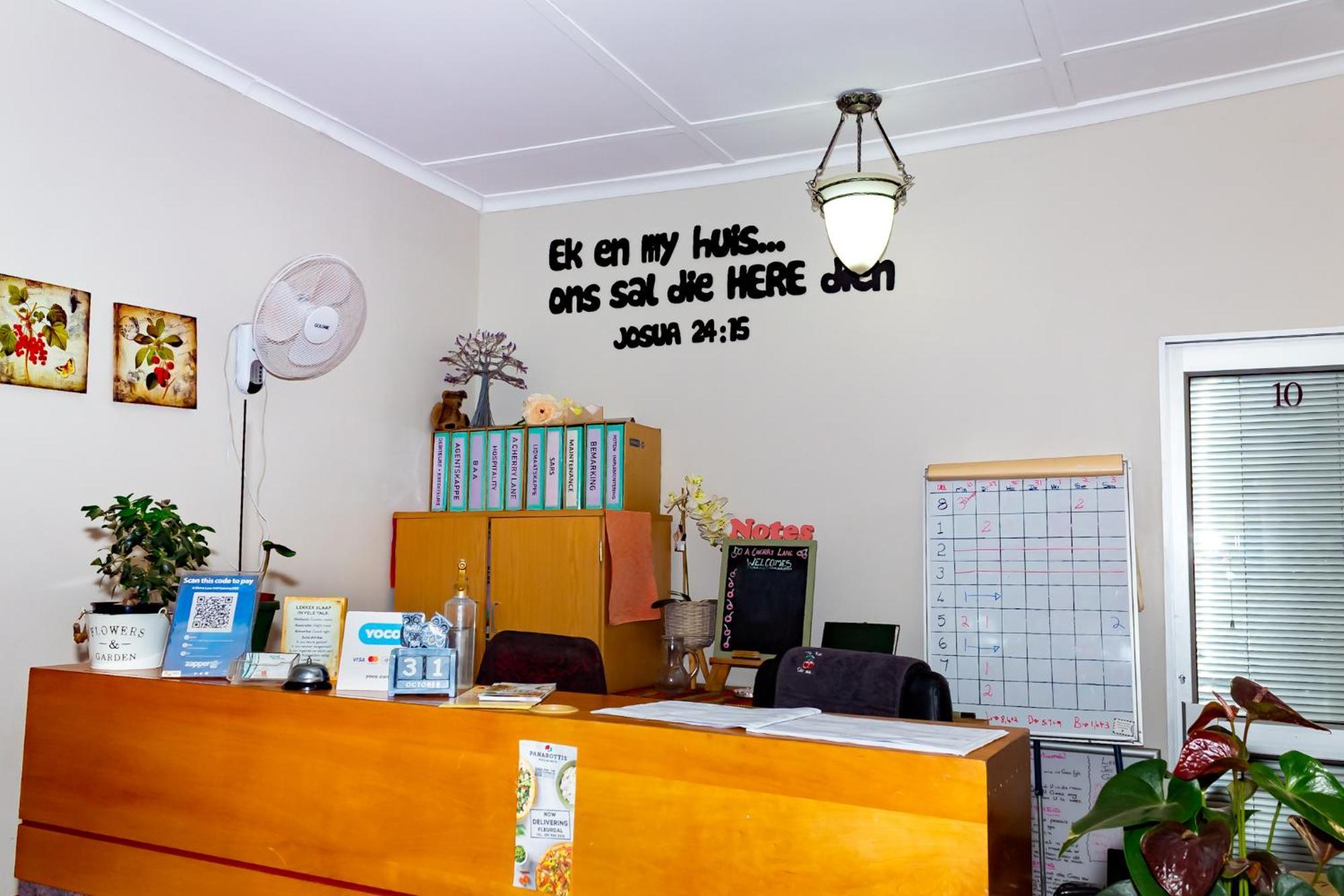 A Cherry Lane Self Catering And B&B Bloemfontein Zewnętrze zdjęcie